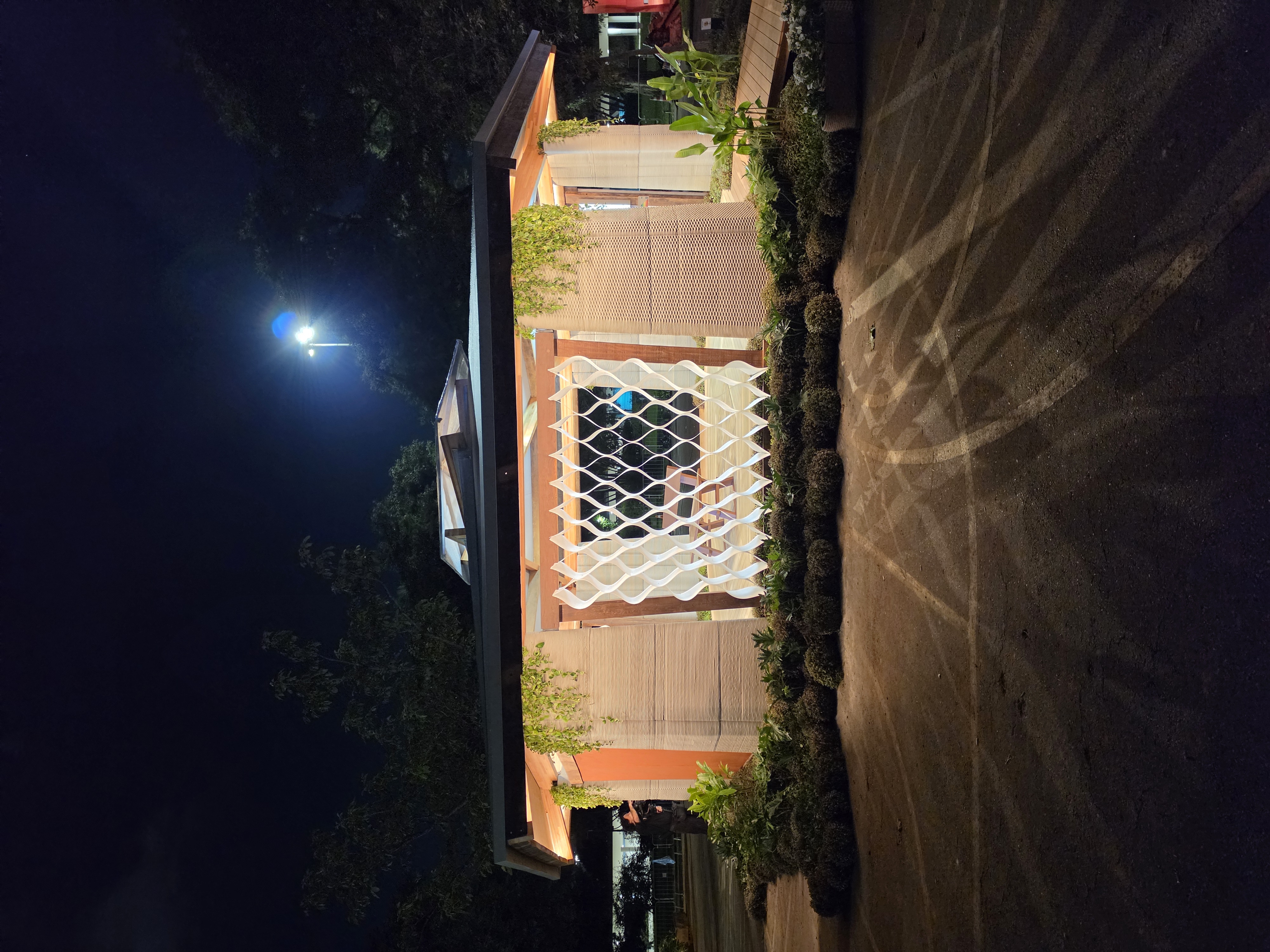 Mobiliário urbano em concreto impresso 3D